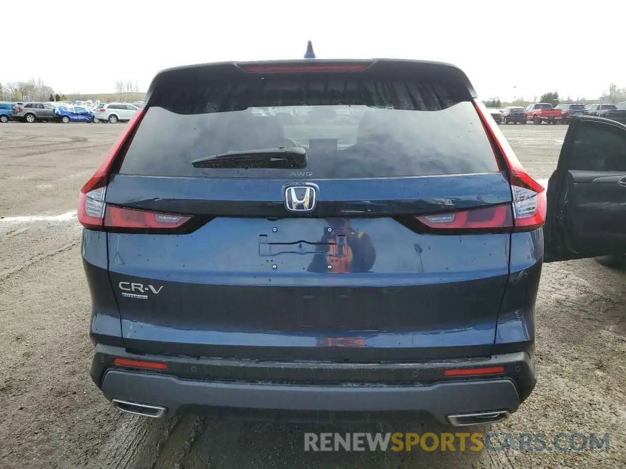 6 Photograph of a damaged car 2HKRS6H76SH225826 HONDA CRV 2025