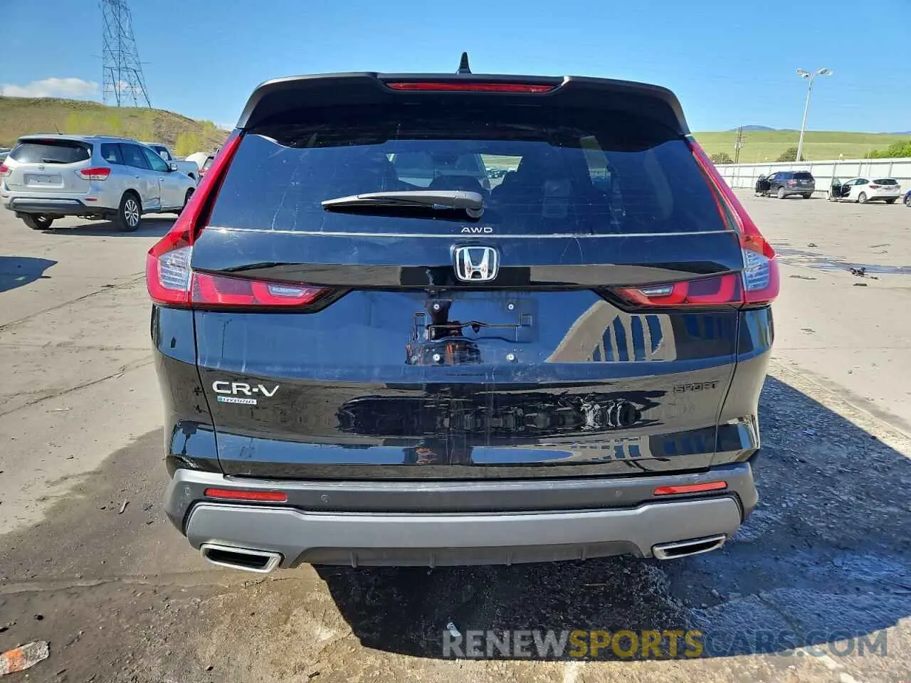 6 Photograph of a damaged car 2HKRS6H84SH813409 HONDA CRV 2025