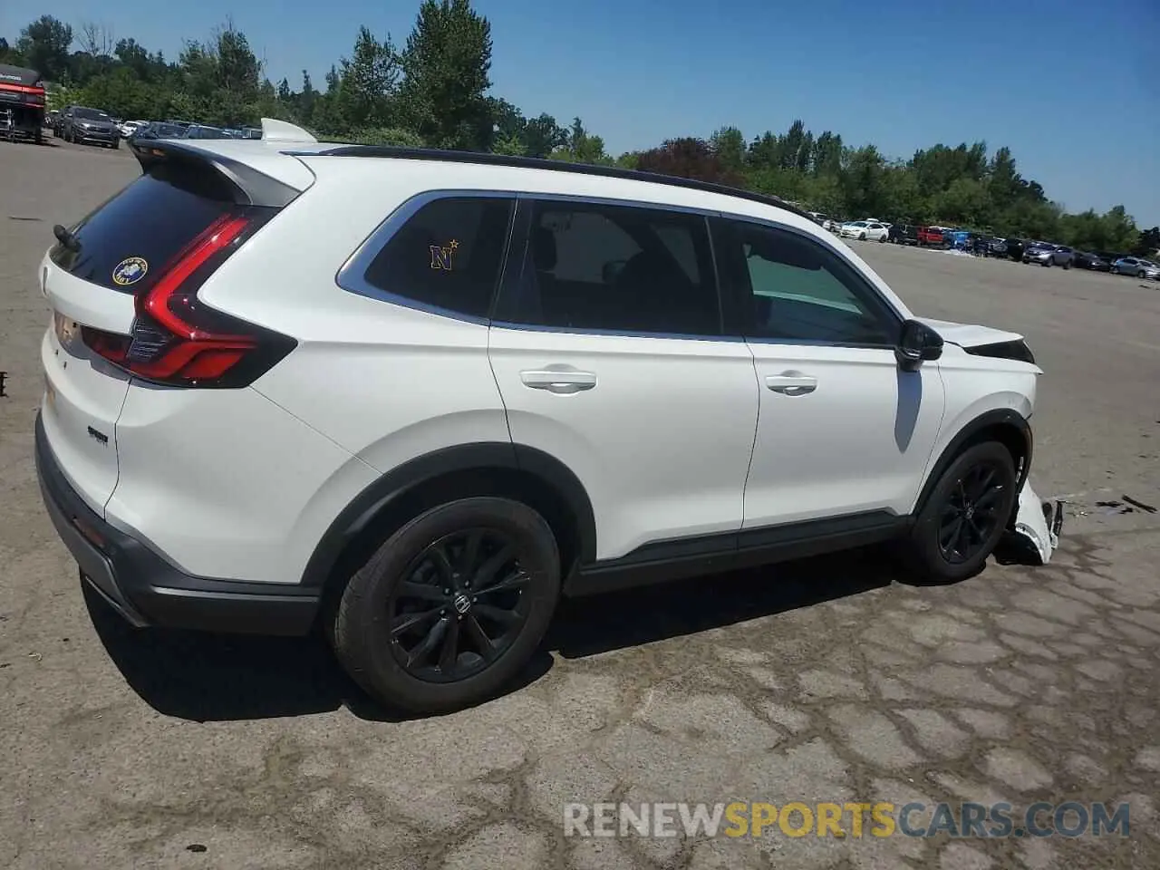 3 Photograph of a damaged car 2HKRS6H87SH813856 HONDA CRV 2025