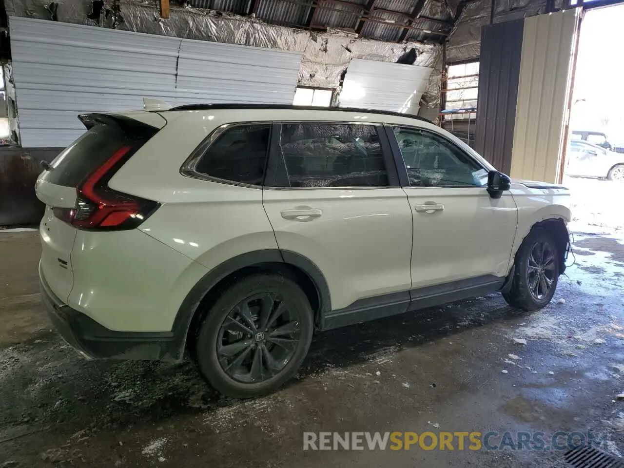 3 Photograph of a damaged car 2HKRS6H92SH808718 HONDA CRV 2025