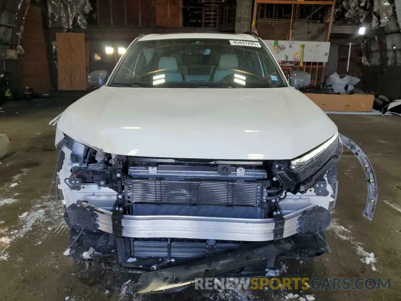 5 Photograph of a damaged car 2HKRS6H92SH808718 HONDA CRV 2025