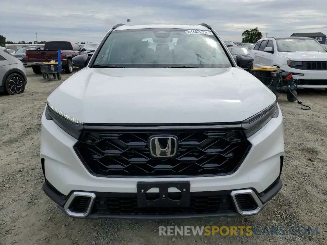 5 Photograph of a damaged car 2HKRS6H92SH809335 HONDA CRV 2025