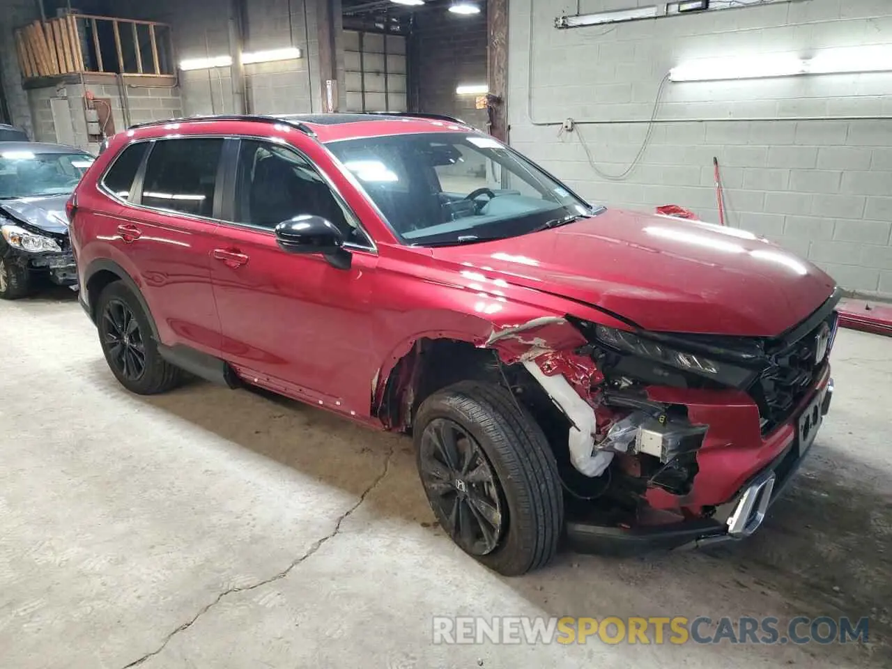 4 Photograph of a damaged car 2HKRS6H94SH811006 HONDA CRV 2025