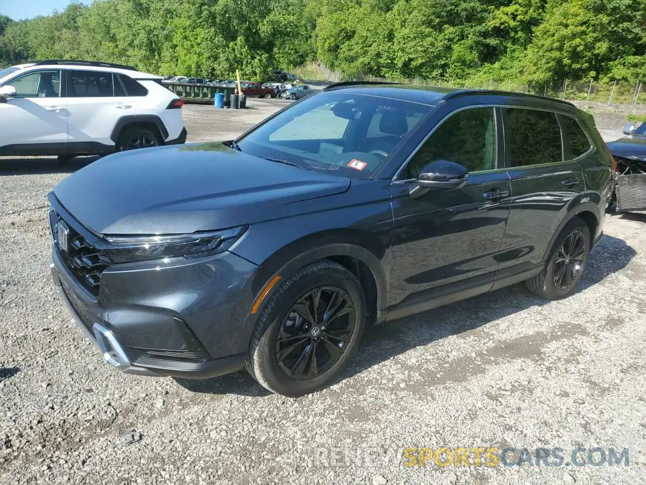 1 Photograph of a damaged car 2HKRS6H9XSH807901 HONDA CRV 2025