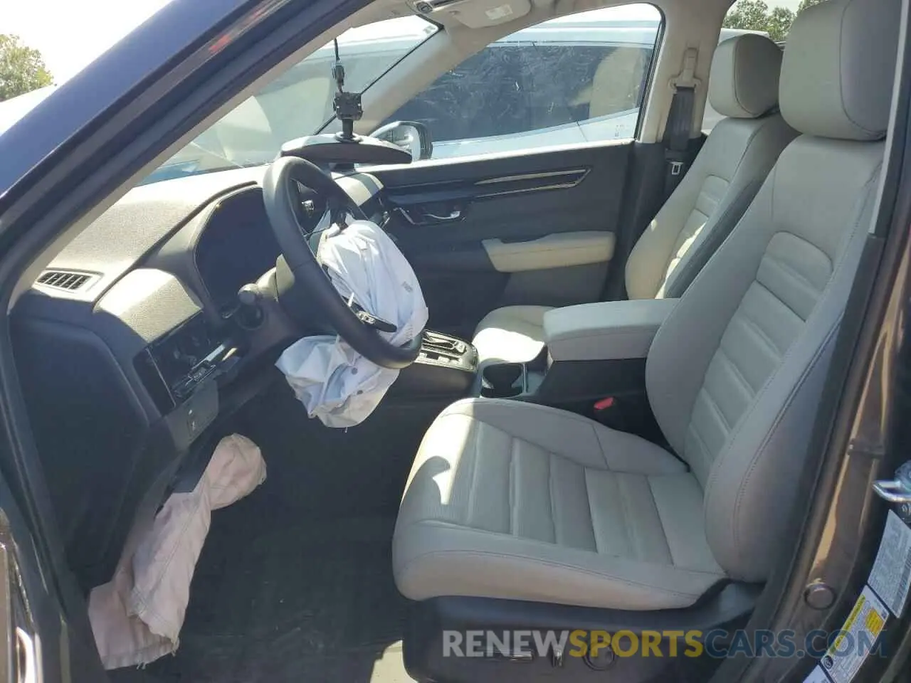 7 Photograph of a damaged car 5J6RS4H74SL011864 HONDA CRV 2025