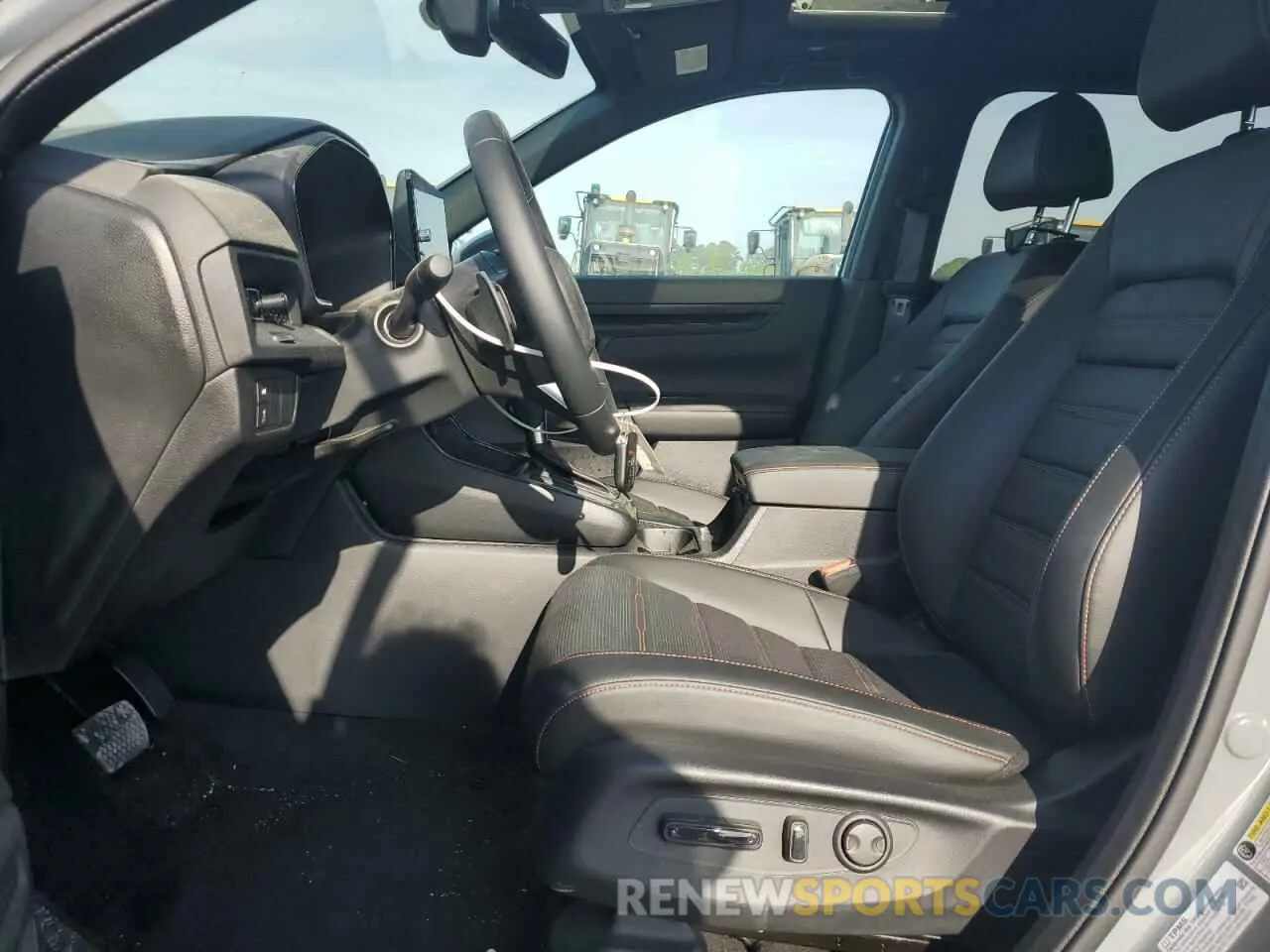 7 Photograph of a damaged car 5J6RS5H83SL008839 HONDA CRV 2025