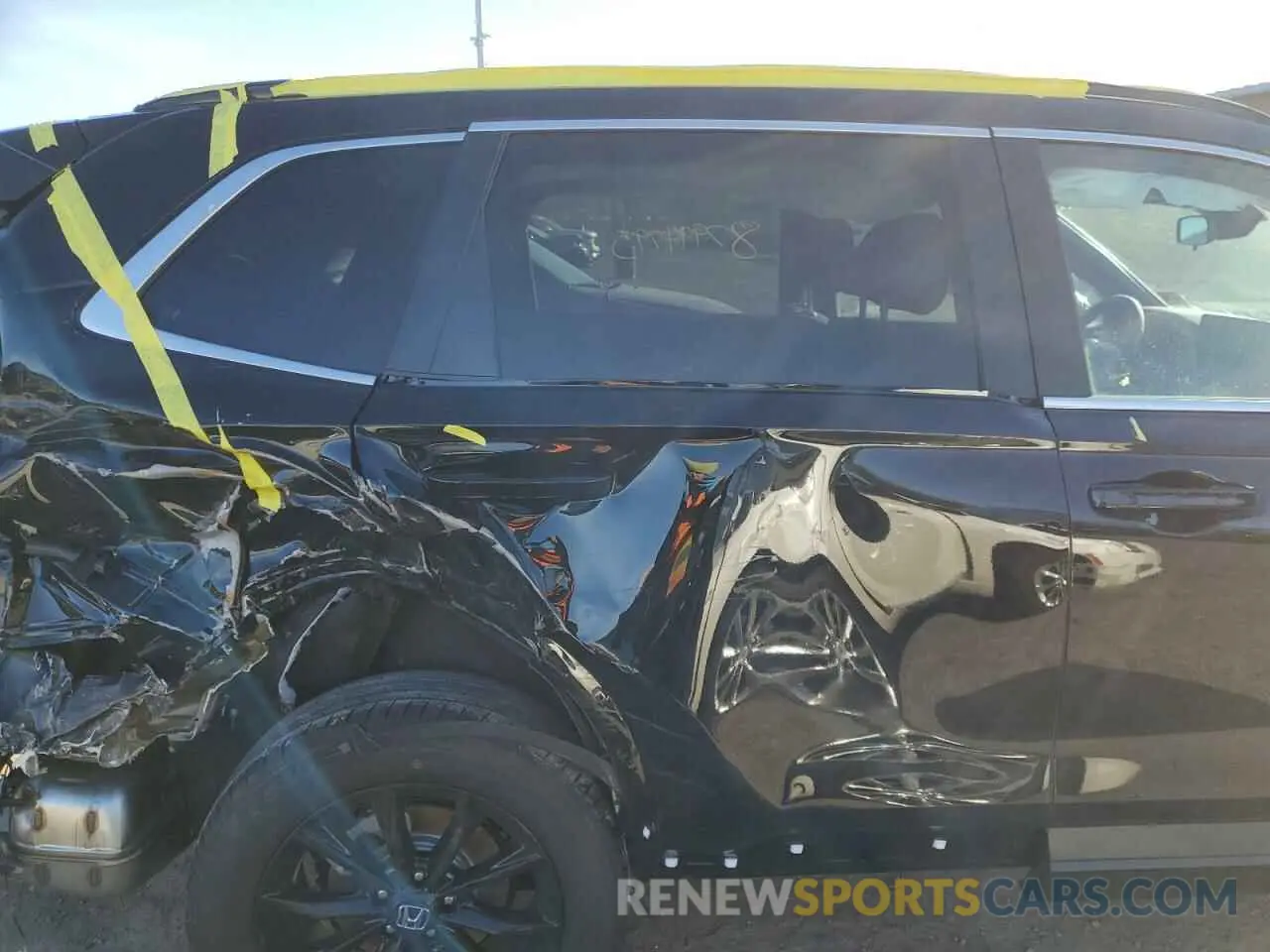 11 Photograph of a damaged car 5J6RS6H59SL017511 HONDA CRV 2025