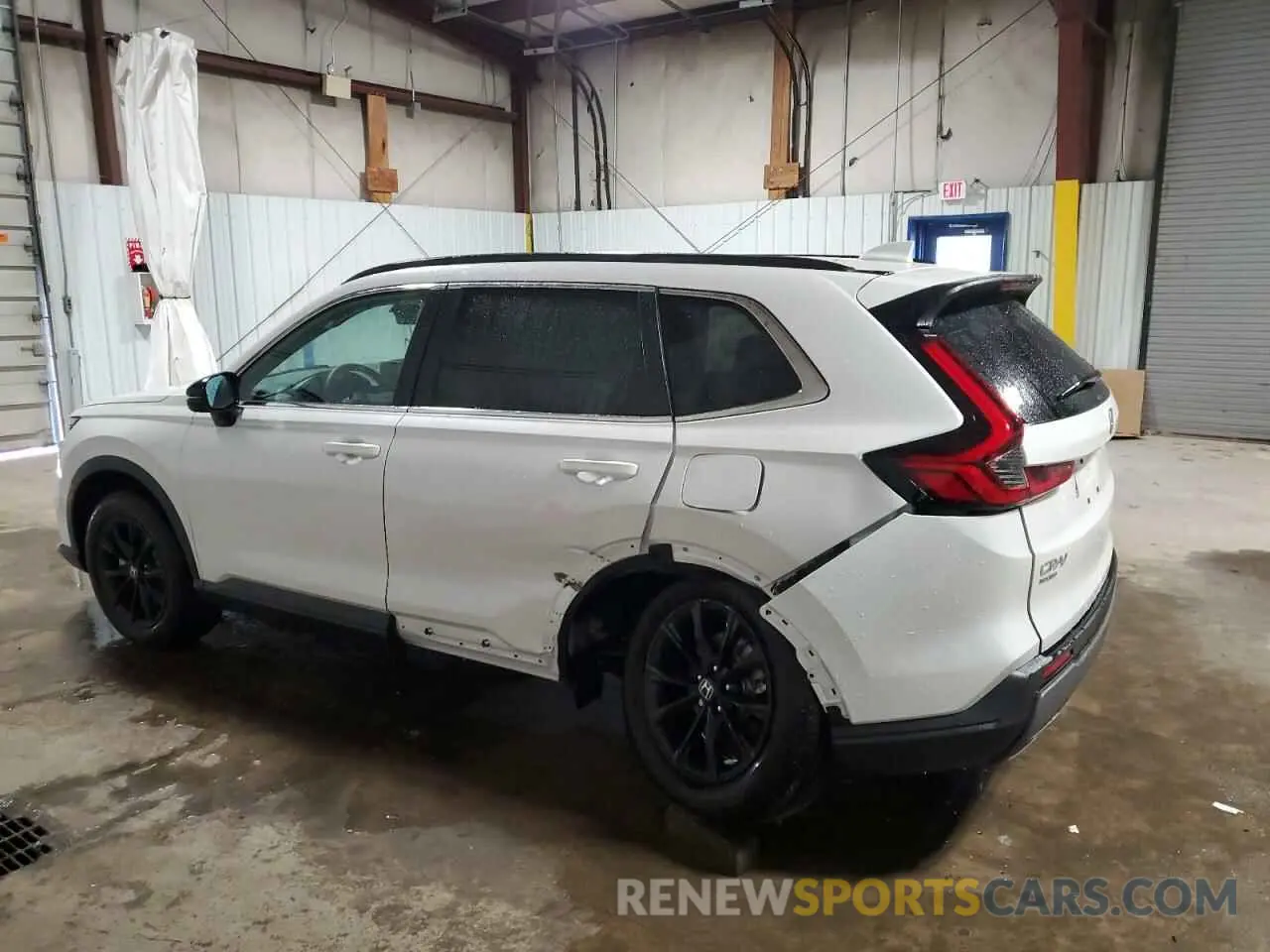 2 Photograph of a damaged car 5J6RS6H5XSL024130 HONDA CRV 2025