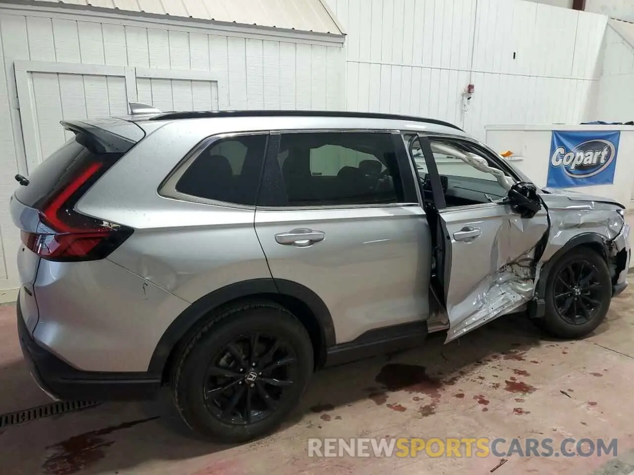 3 Photograph of a damaged car 5J6RS6H82SL019756 HONDA CRV 2025