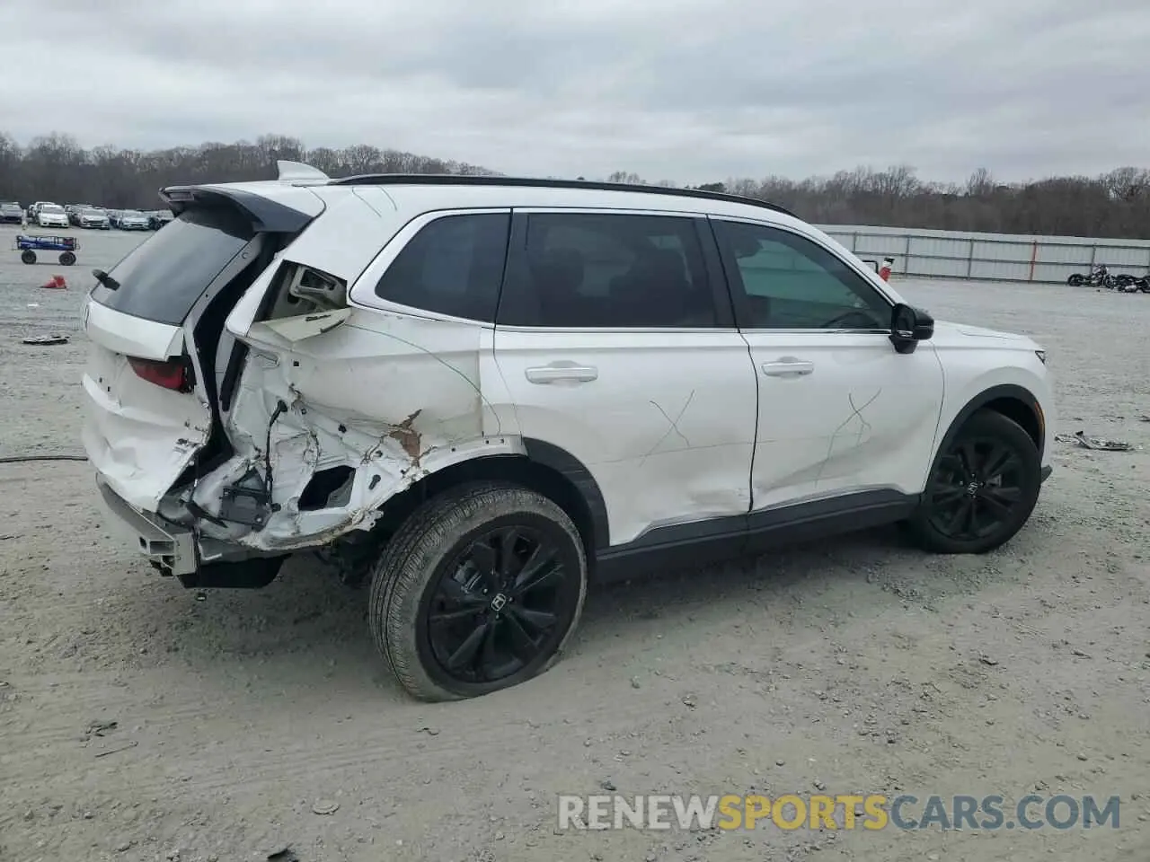 3 Photograph of a damaged car 5J6RS6H94SL005673 HONDA CRV 2025