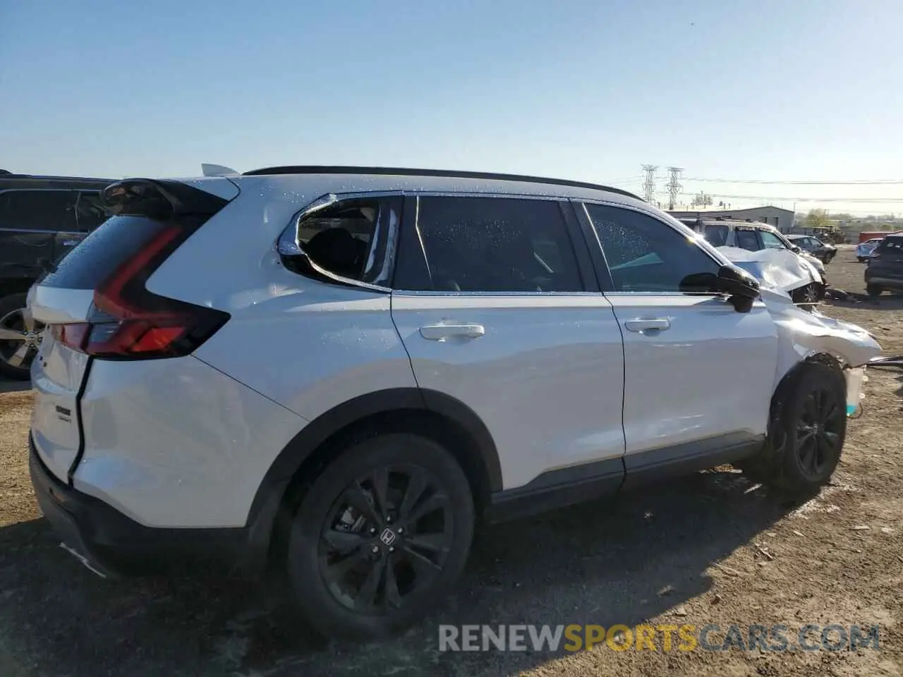 3 Photograph of a damaged car 5J6RS6H96SL009353 HONDA CRV 2025
