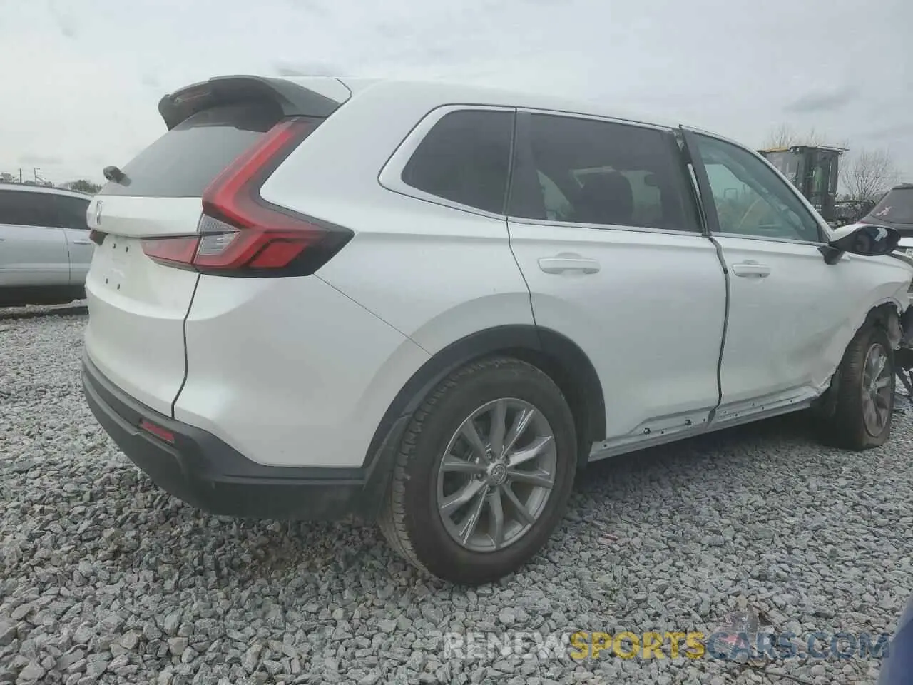 3 Photograph of a damaged car 7FARS3H46SE002273 HONDA CRV 2025
