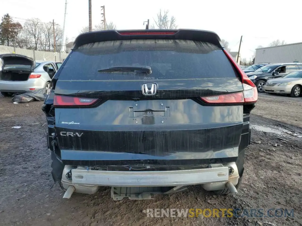 6 Photograph of a damaged car 7FARS4H24SE003930 HONDA CRV 2025
