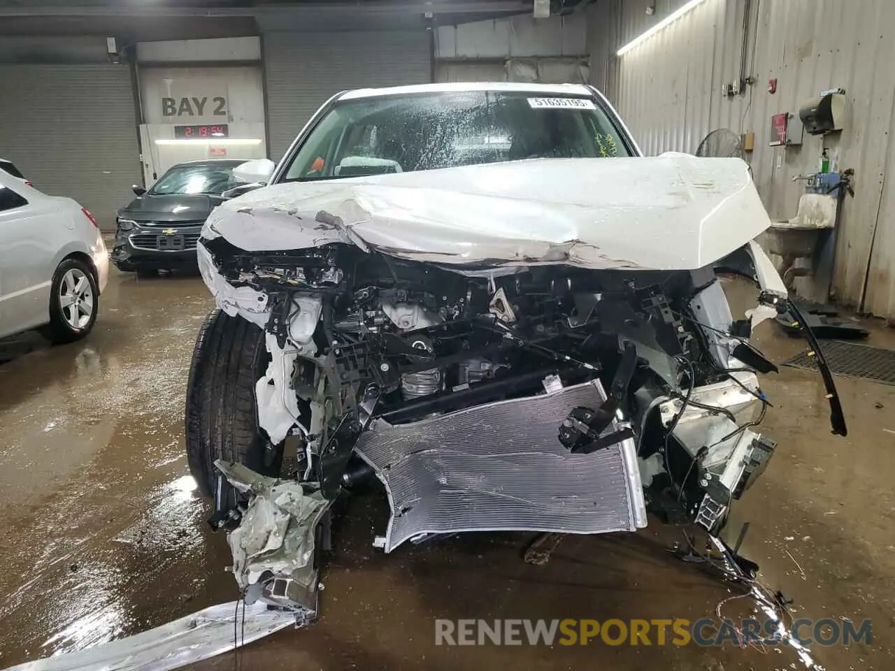 5 Photograph of a damaged car 7FARS4H42SE014958 HONDA CRV 2025