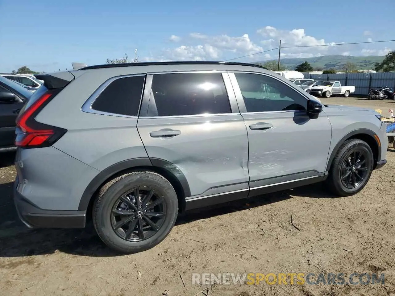 3 Photograph of a damaged car 7FARS5H55SE035138 HONDA CRV 2025