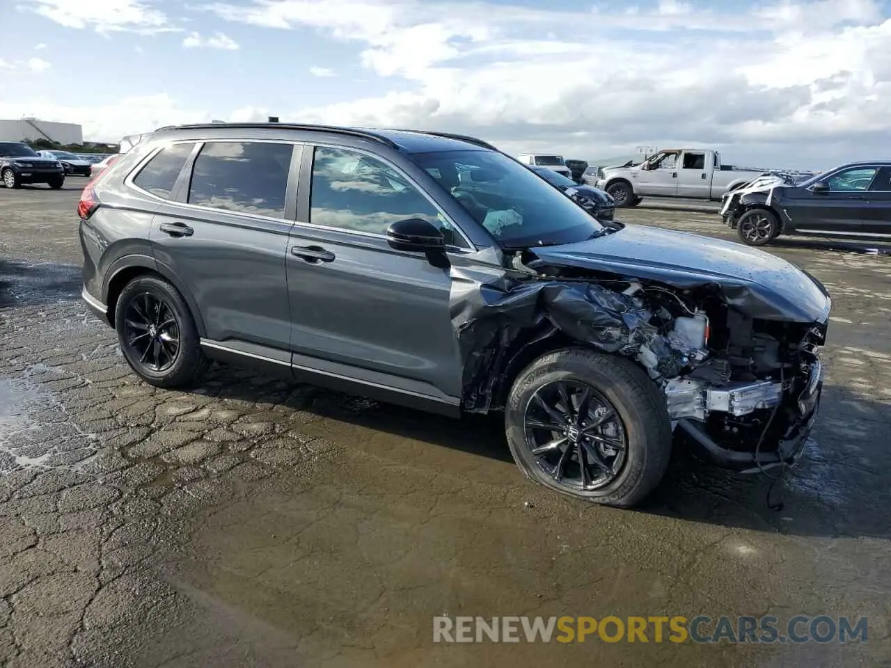 4 Photograph of a damaged car 7FARS5H83SE032412 HONDA CRV 2025