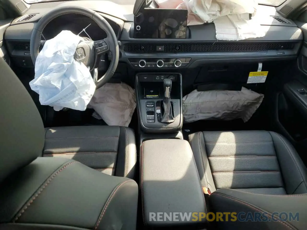 8 Photograph of a damaged car 7FARS5H88SE011930 HONDA CRV 2025
