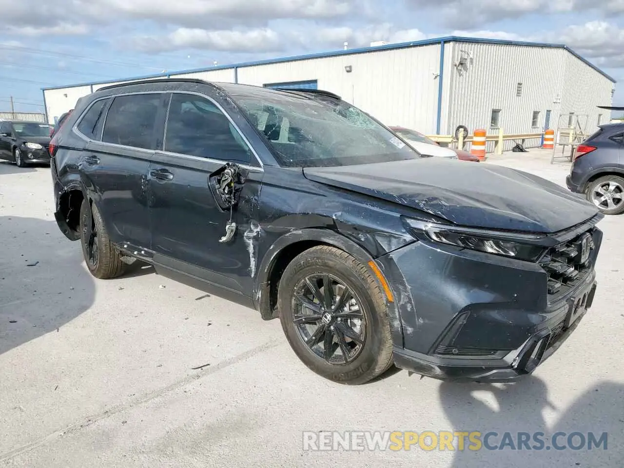 4 Photograph of a damaged car 7FARS5H88SE028095 HONDA CRV 2025