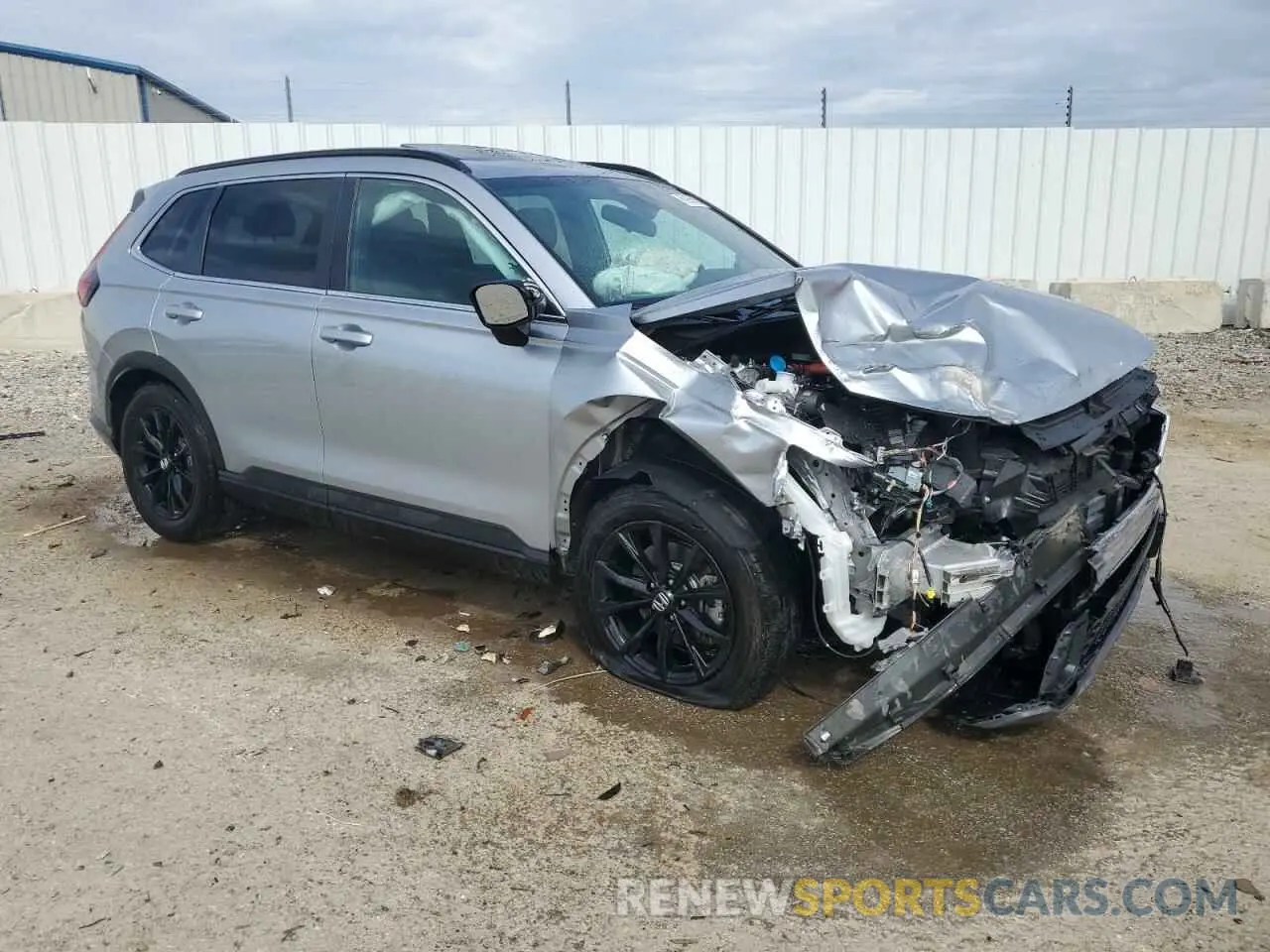 4 Photograph of a damaged car 7FARS6H5XSE041345 HONDA CRV 2025