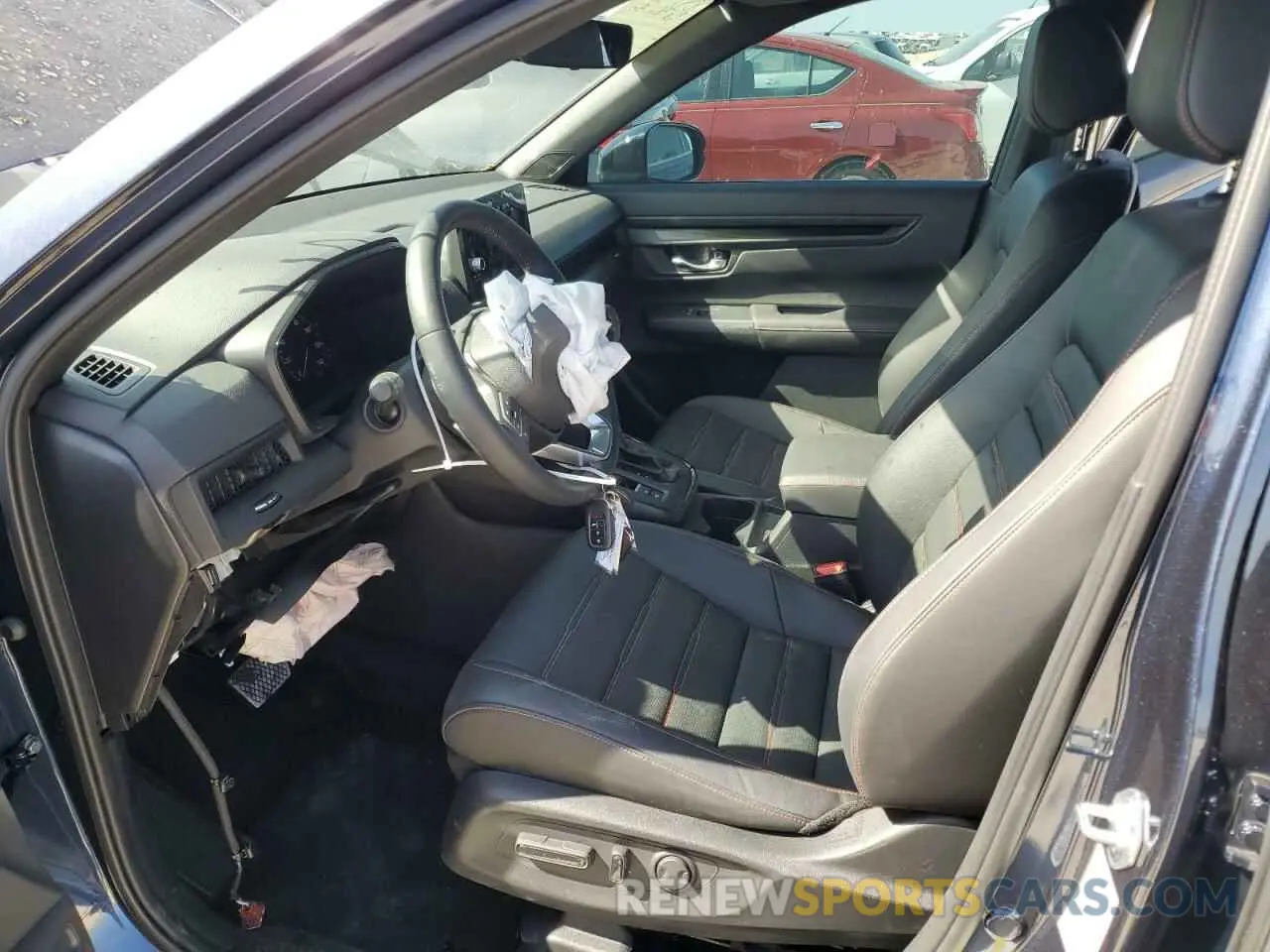 7 Photograph of a damaged car 7FARS6H82SE047487 HONDA CRV 2025