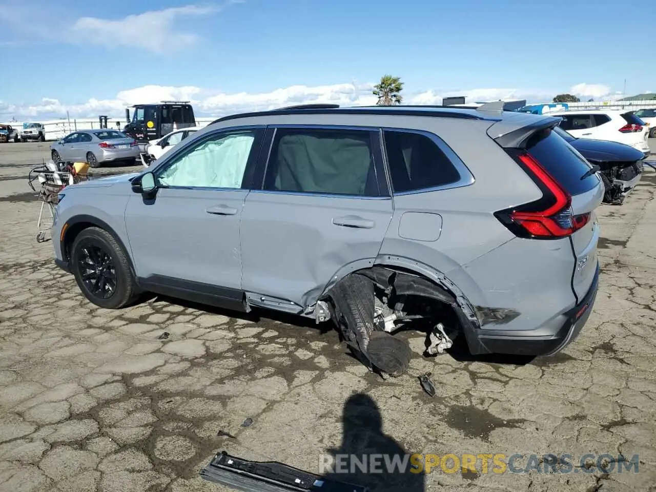 2 Photograph of a damaged car 7FARS6H82SE053421 HONDA CRV 2025