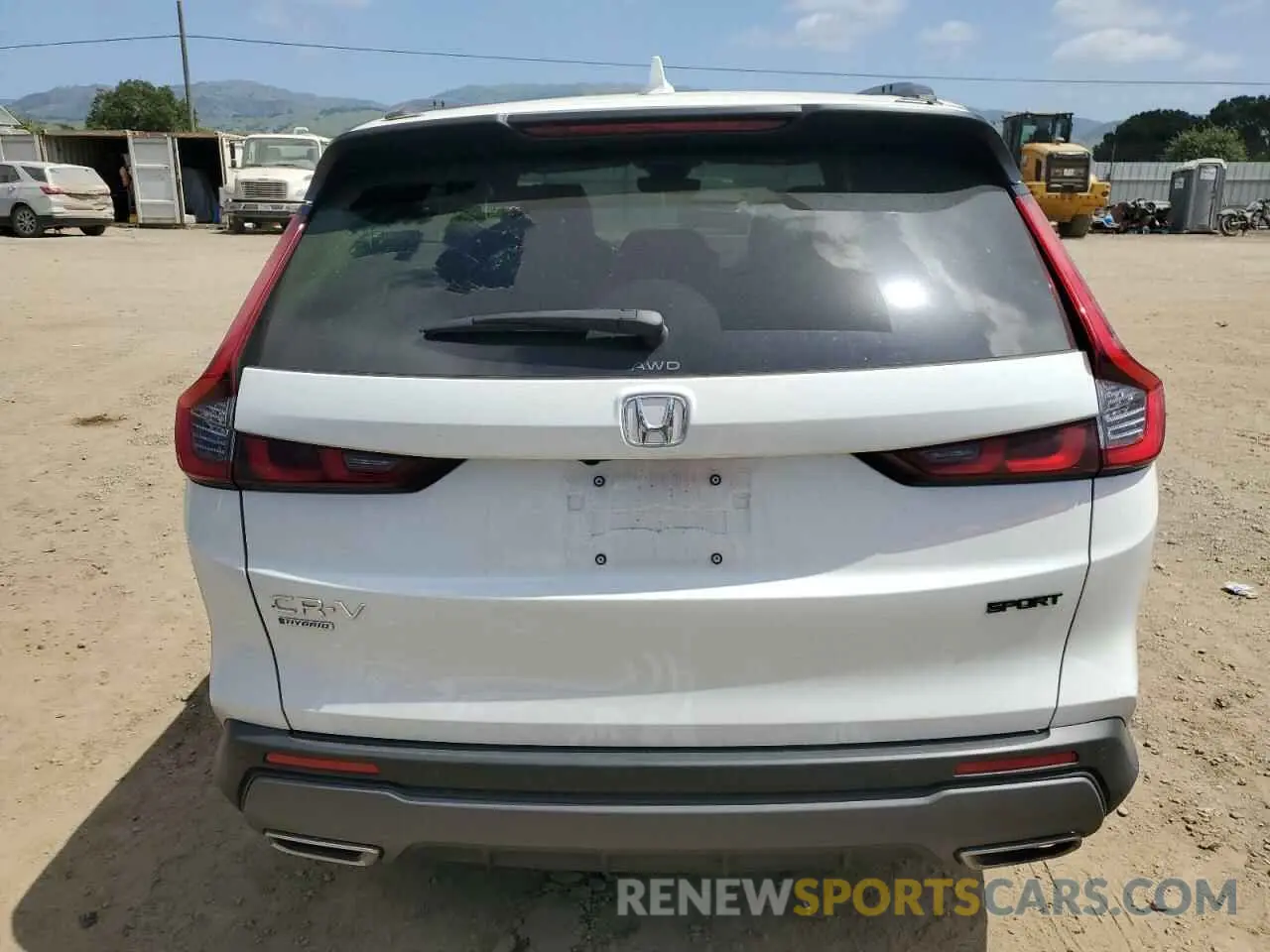 6 Photograph of a damaged car 7FARS6H84SE012546 HONDA CRV 2025