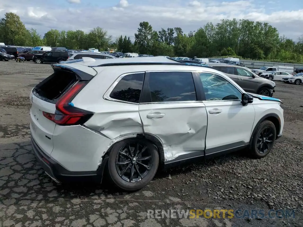 3 Photograph of a damaged car 7FARS6H84SE068132 HONDA CRV 2025