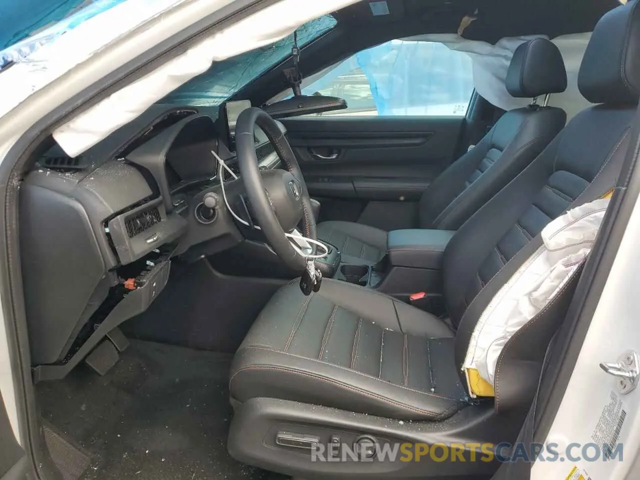7 Photograph of a damaged car 7FARS6H84SE068132 HONDA CRV 2025
