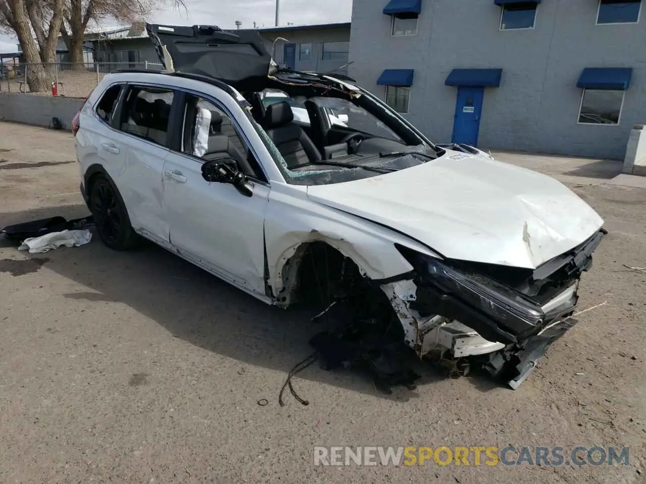 4 Photograph of a damaged car 7FARS6H90SE054401 HONDA CRV 2025