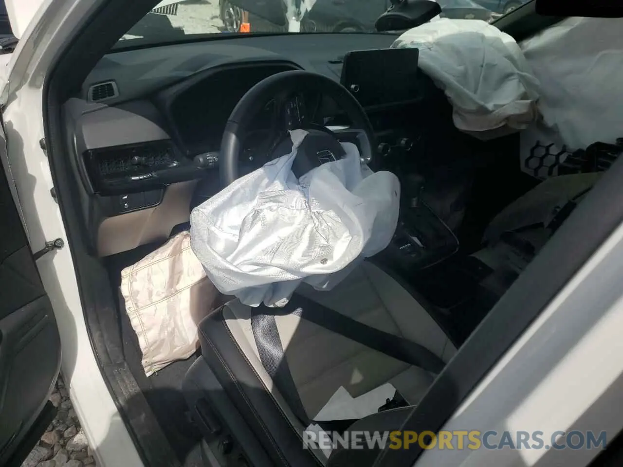 8 Photograph of a damaged car 7FARS6H92SE060362 HONDA CRV 2025