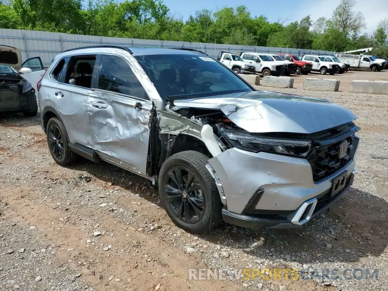 4 Photograph of a damaged car 7FARS6H95SE031129 HONDA CRV 2025
