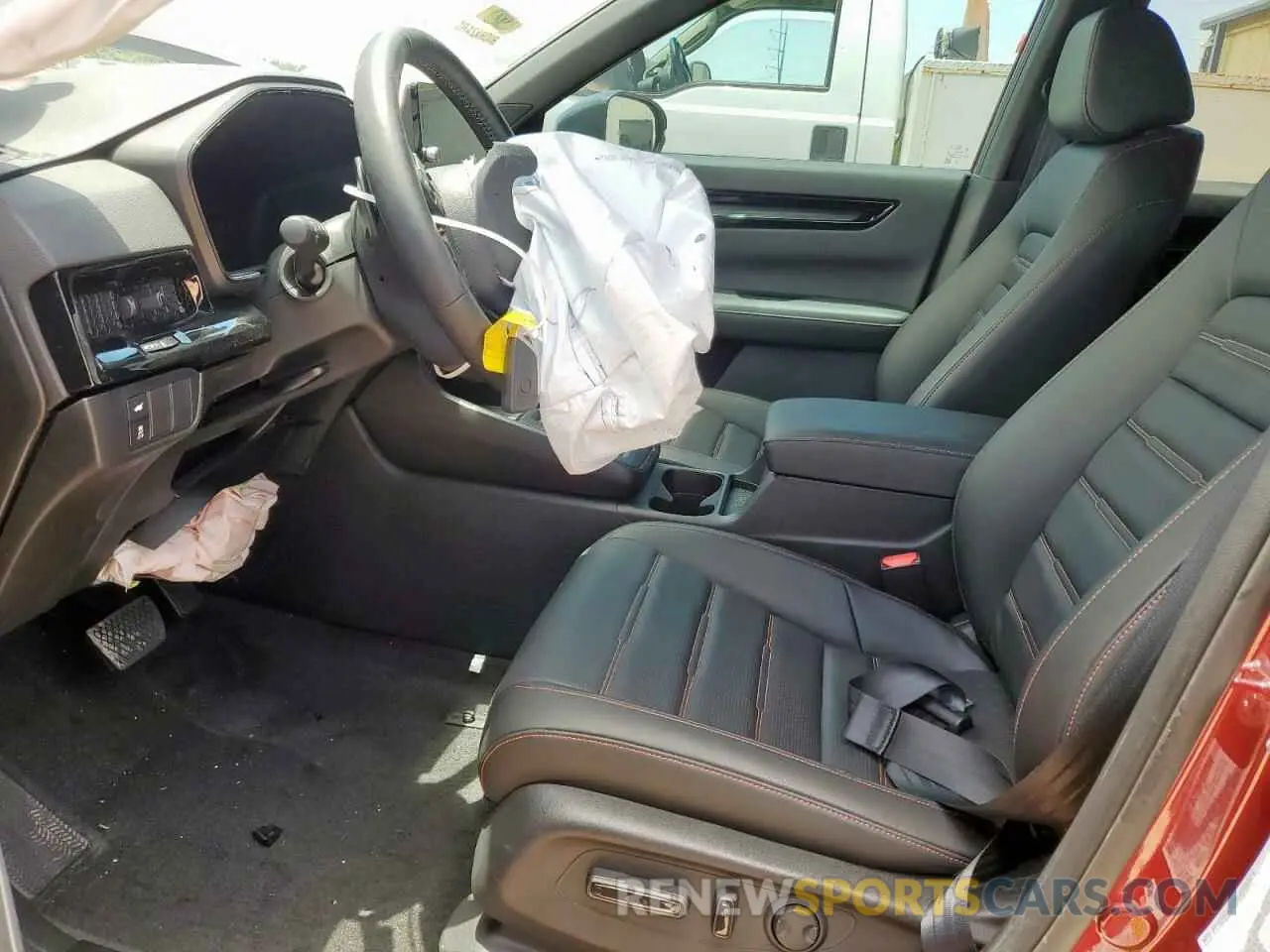 7 Photograph of a damaged car 7FARS6H97SE057456 HONDA CRV 2025