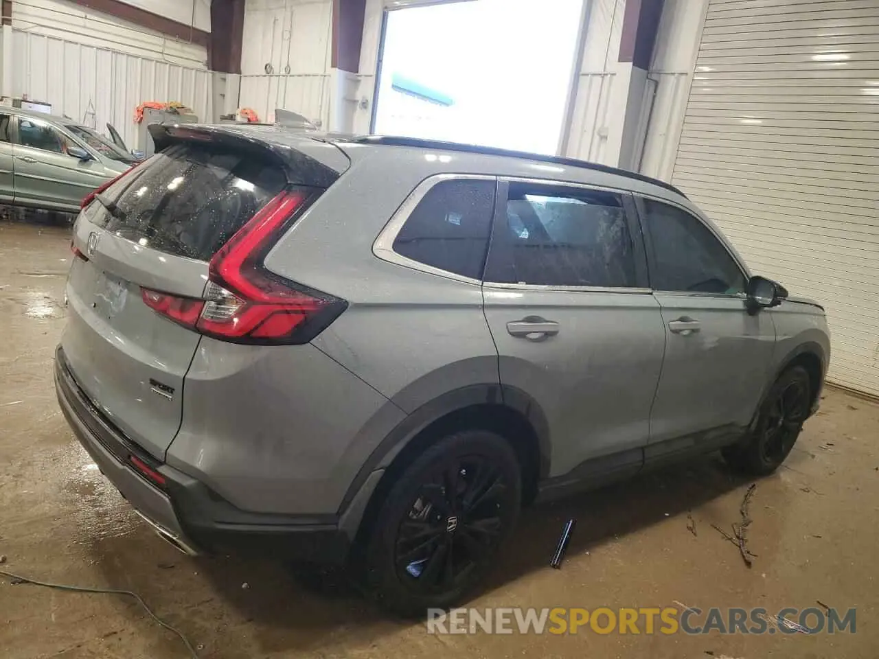 3 Photograph of a damaged car 7FARS6H98SE013546 HONDA CRV 2025