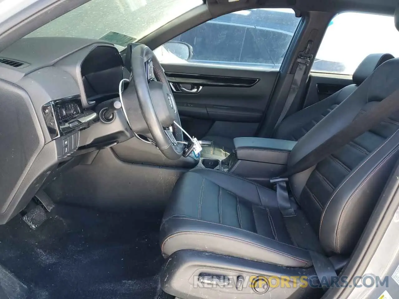 7 Photograph of a damaged car 7FARS6H98SE013546 HONDA CRV 2025