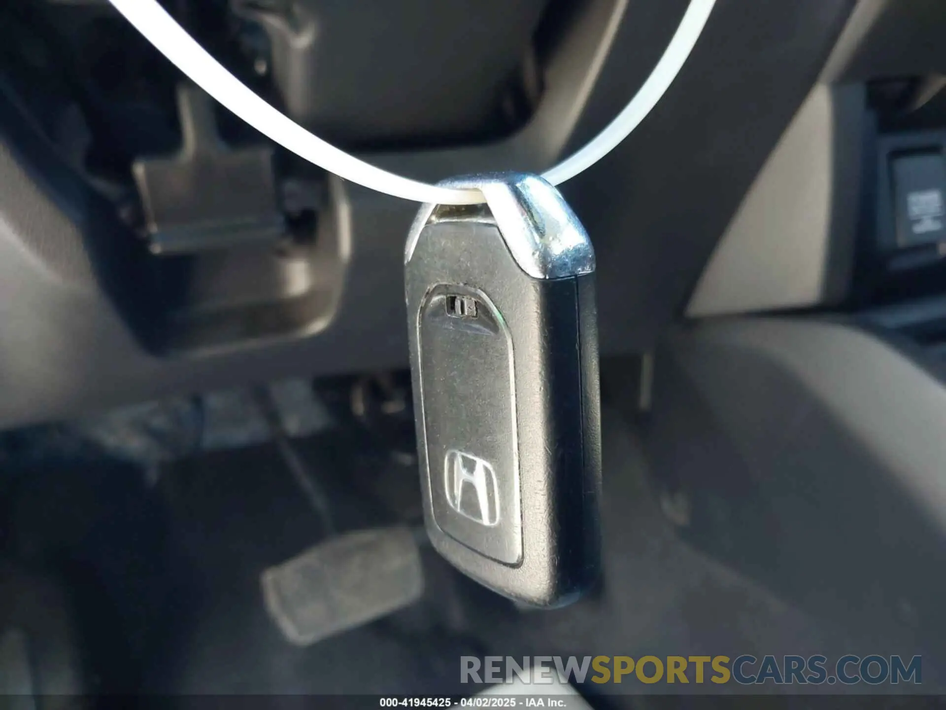 11 Photograph of a damaged car 3HGGK5H01KM721343 HONDA FIT 2019