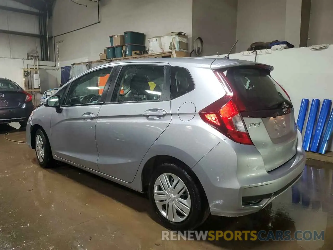 2 Photograph of a damaged car 3HGGK5H40KM723832 HONDA FIT 2019