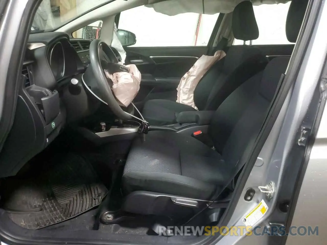7 Photograph of a damaged car 3HGGK5H40KM723832 HONDA FIT 2019