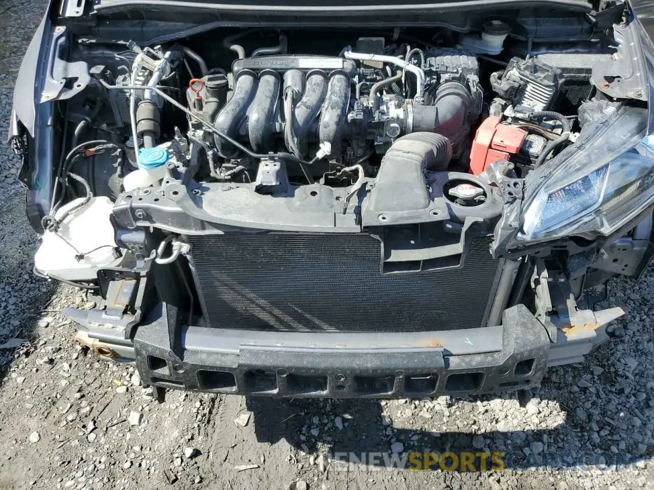 11 Photograph of a damaged car 3HGGK5H40KM738203 HONDA FIT 2019