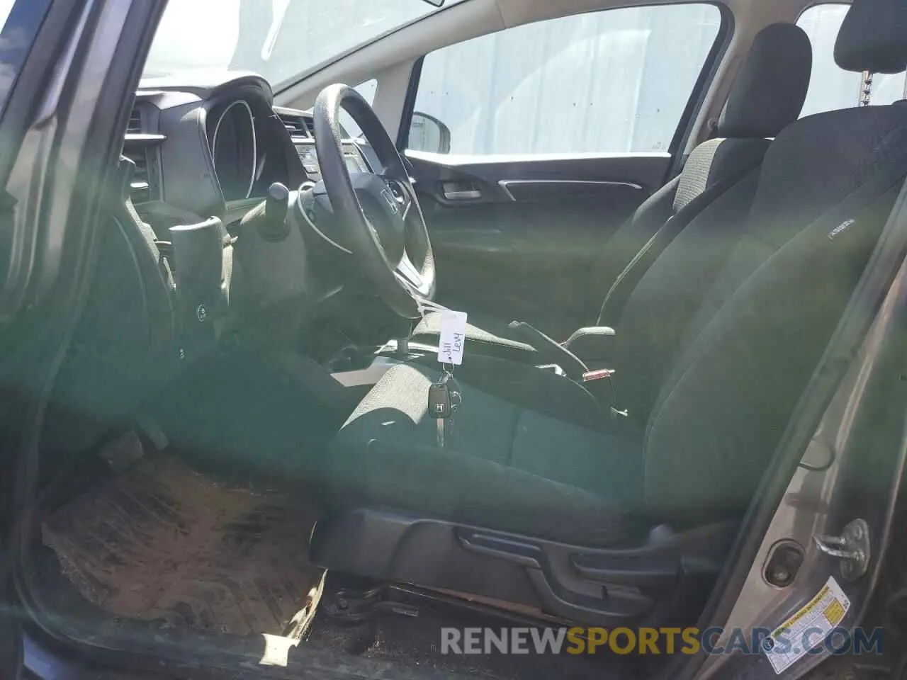 7 Photograph of a damaged car 3HGGK5H40KM738203 HONDA FIT 2019