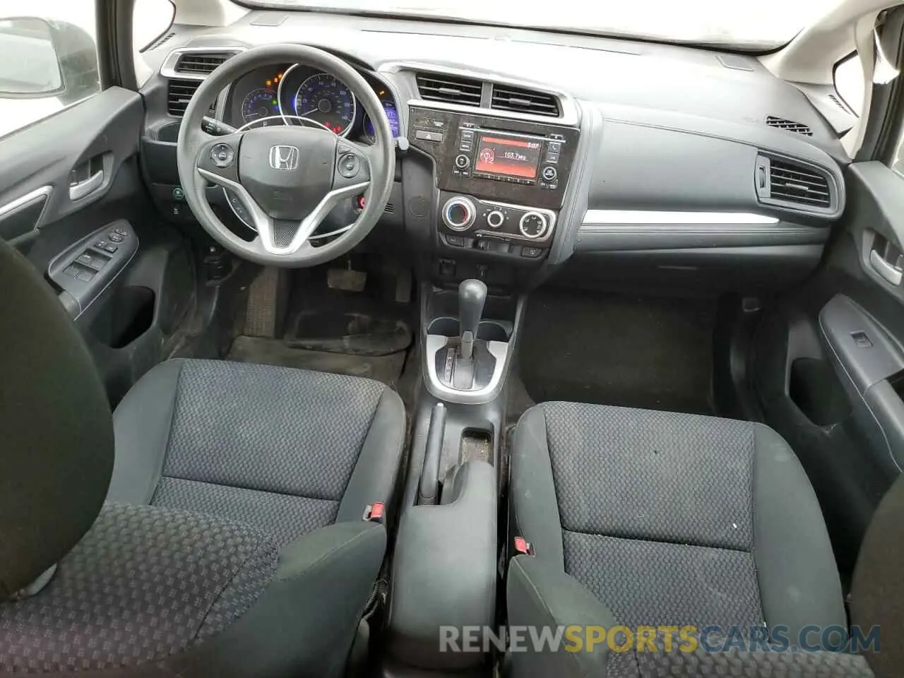 8 Photograph of a damaged car 3HGGK5H40KM740288 HONDA FIT 2019