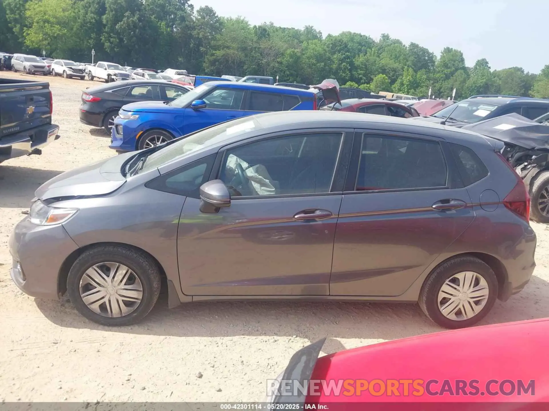14 Photograph of a damaged car 3HGGK5H42KM711424 HONDA FIT 2019
