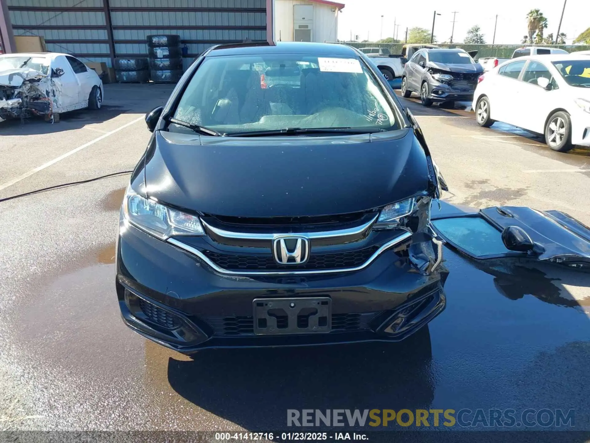 13 Photograph of a damaged car 3HGGK5H42KM718308 HONDA FIT 2019