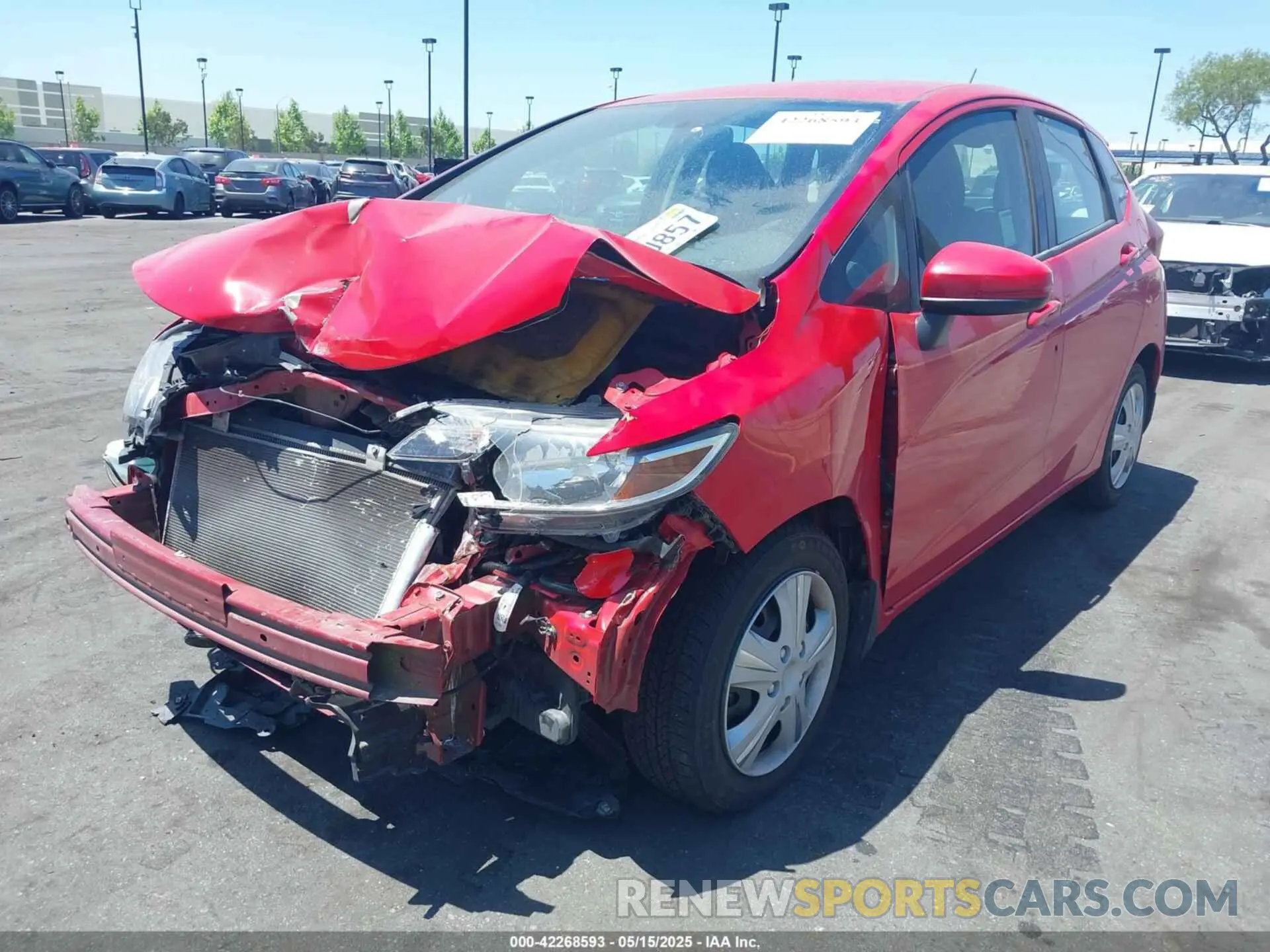 2 Photograph of a damaged car 3HGGK5H42KM742771 HONDA FIT 2019