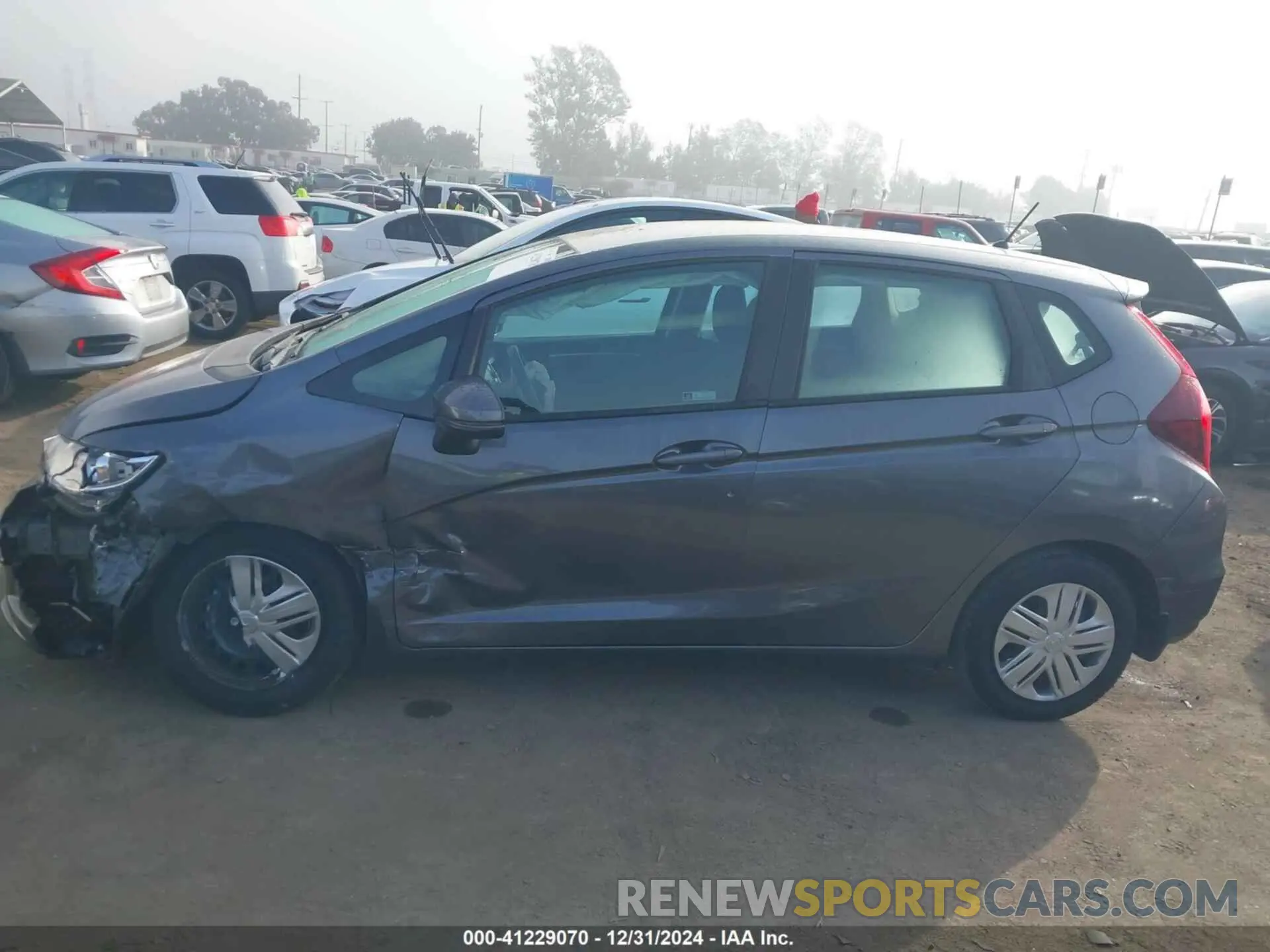 14 Photograph of a damaged car 3HGGK5H42KM746366 HONDA FIT 2019