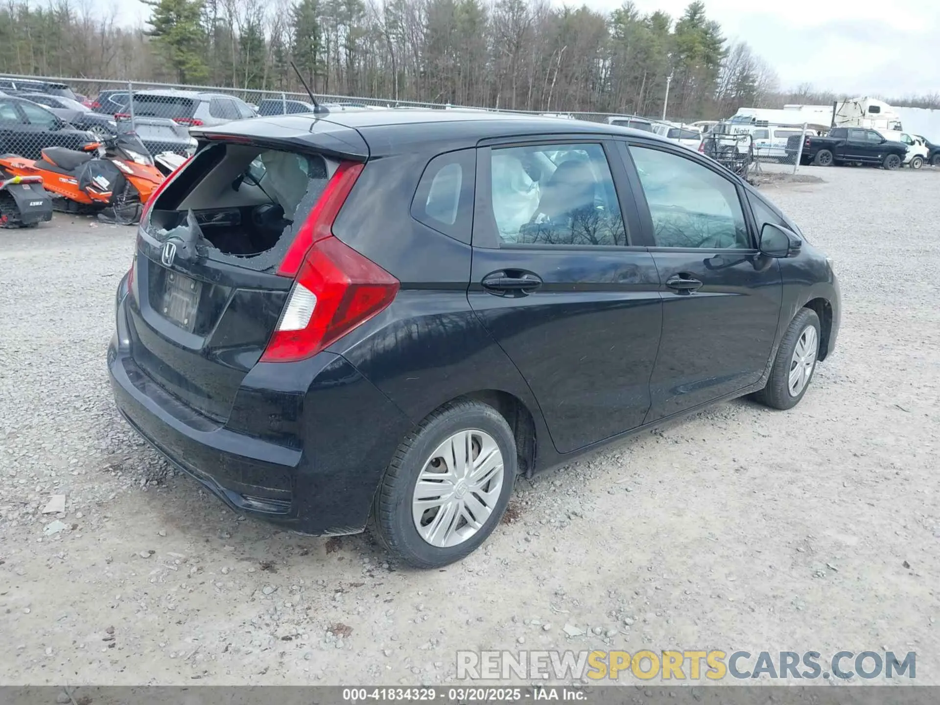 4 Photograph of a damaged car 3HGGK5H43KM710749 HONDA FIT 2019