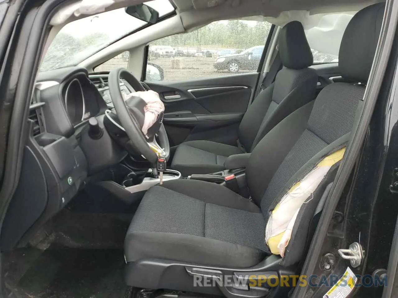 7 Photograph of a damaged car 3HGGK5H43KM742410 HONDA FIT 2019