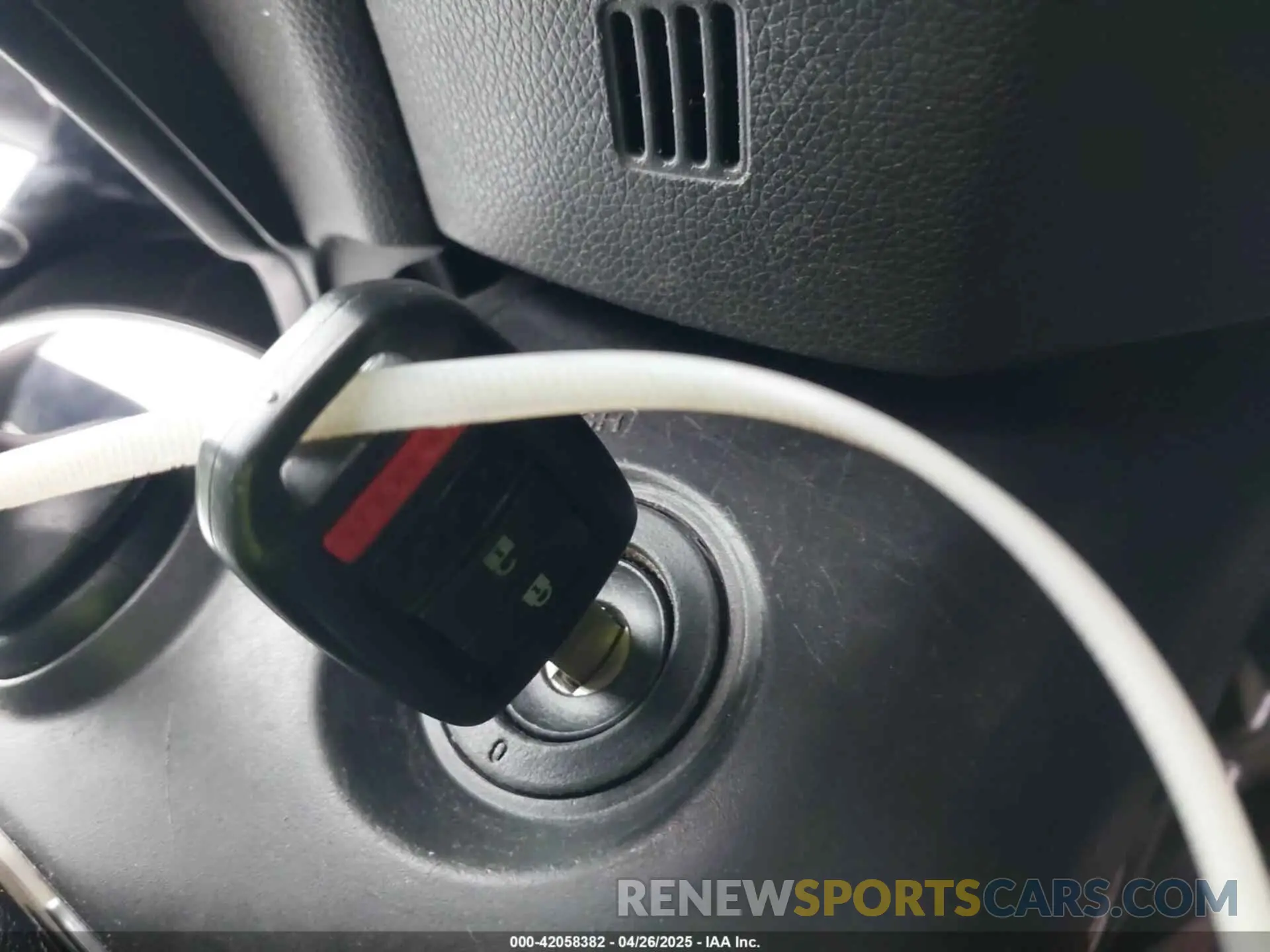 11 Photograph of a damaged car 3HGGK5H44KM703289 HONDA FIT 2019