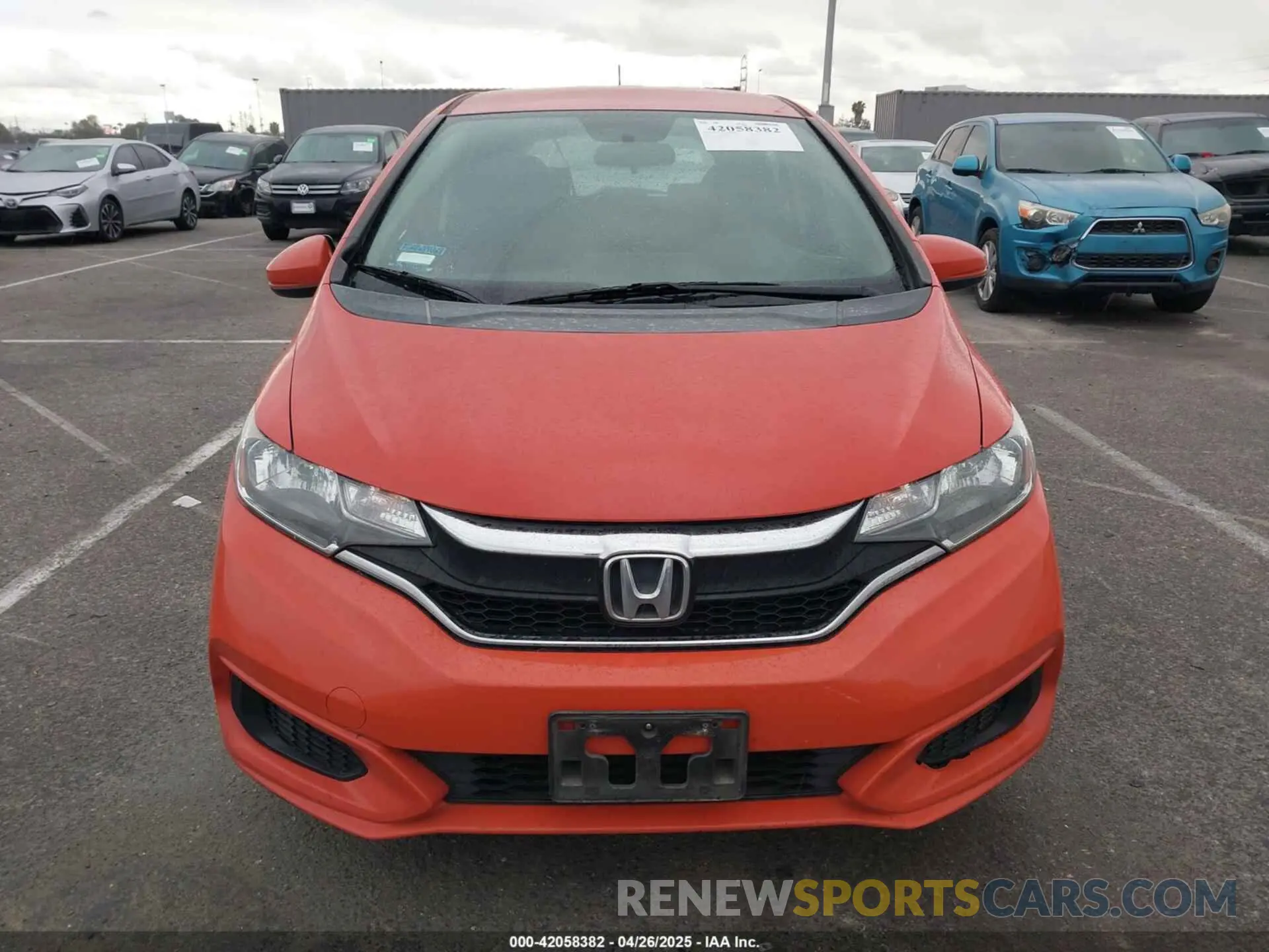 12 Photograph of a damaged car 3HGGK5H44KM703289 HONDA FIT 2019