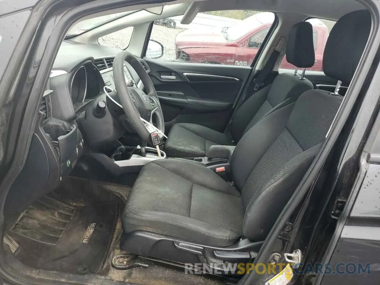 7 Photograph of a damaged car 3HGGK5H44KM712994 HONDA FIT 2019