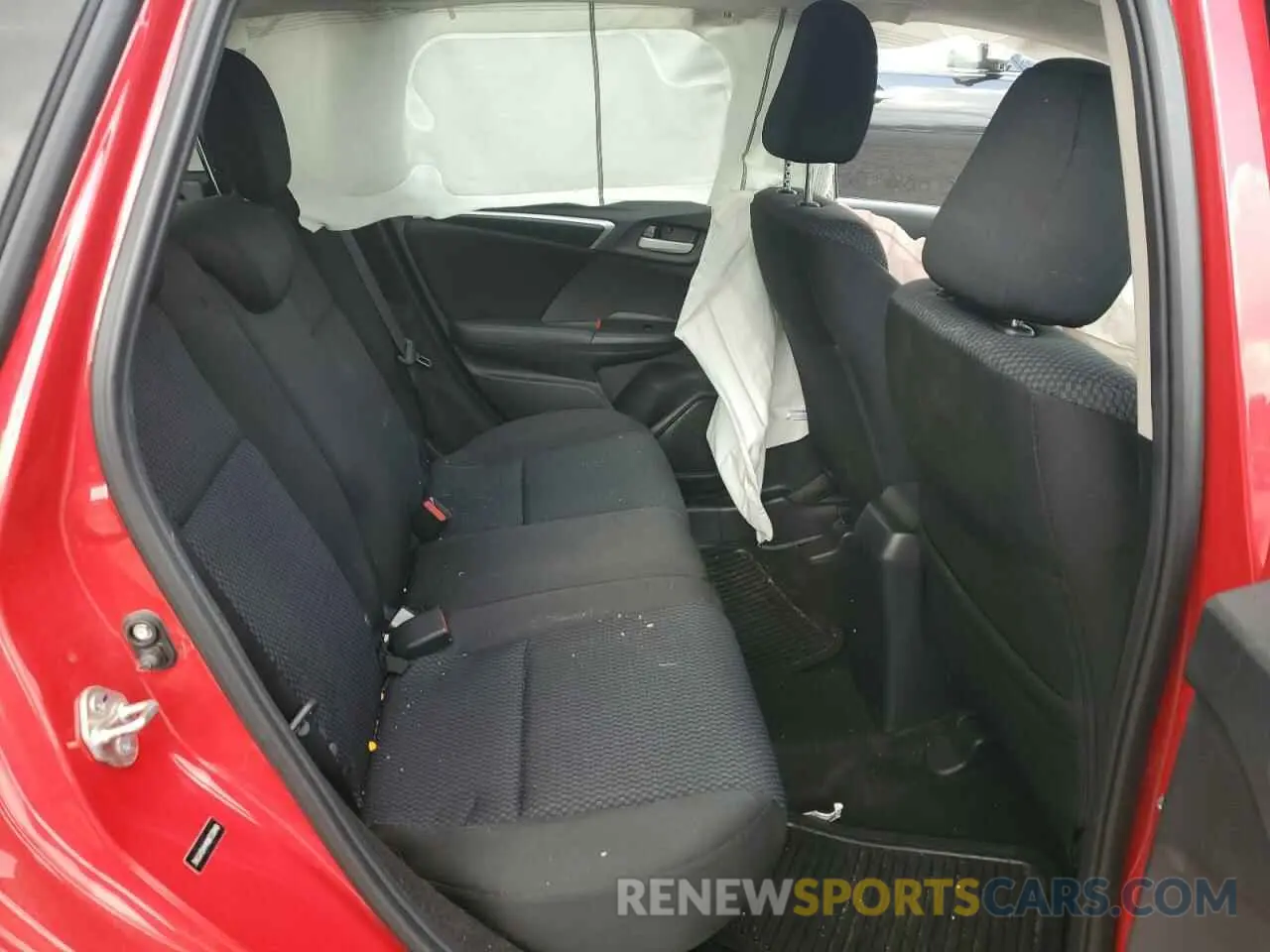 10 Photograph of a damaged car 3HGGK5H44KM723848 HONDA FIT 2019